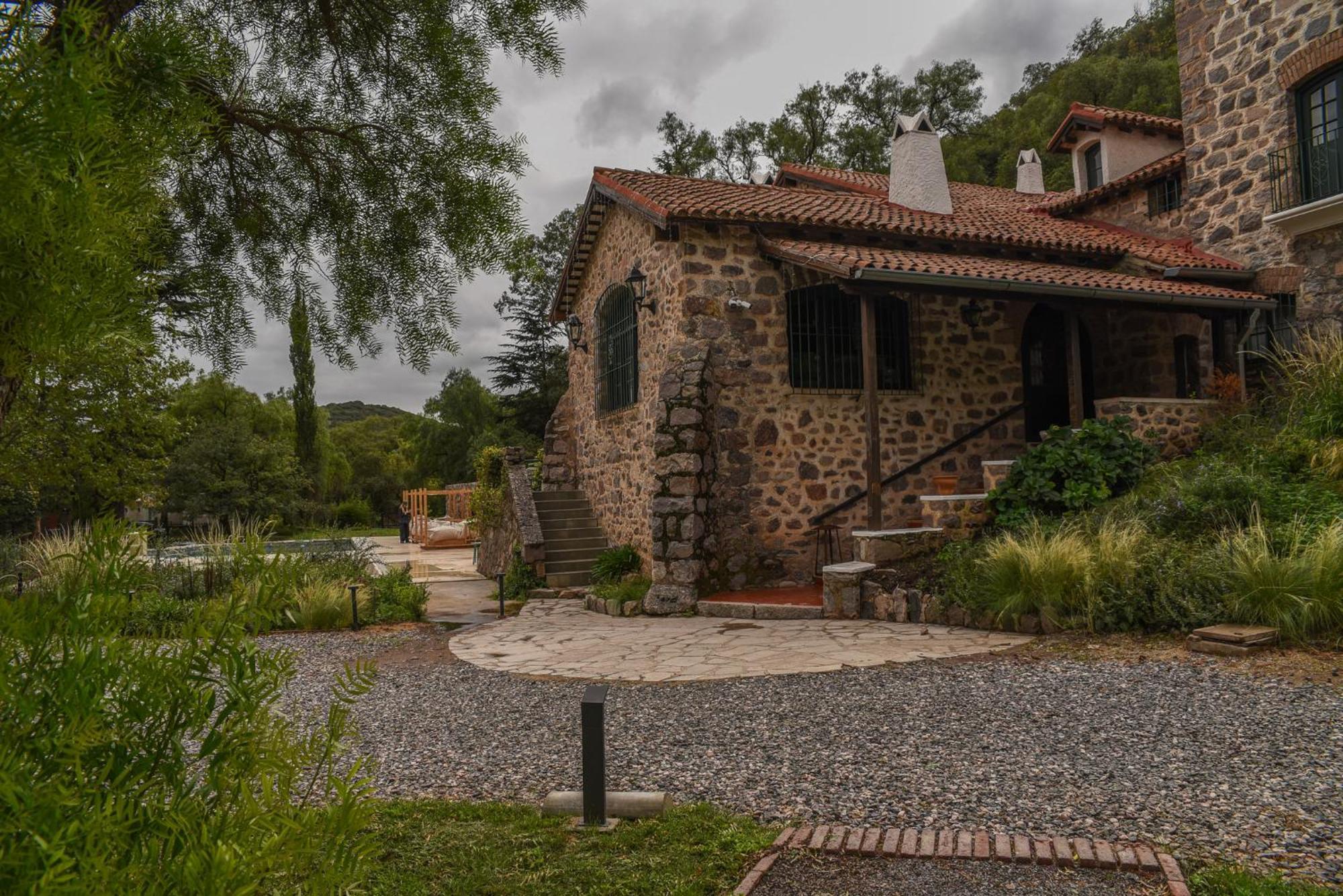 ホテル Casa Toledo ラ・クンブレ エクステリア 写真