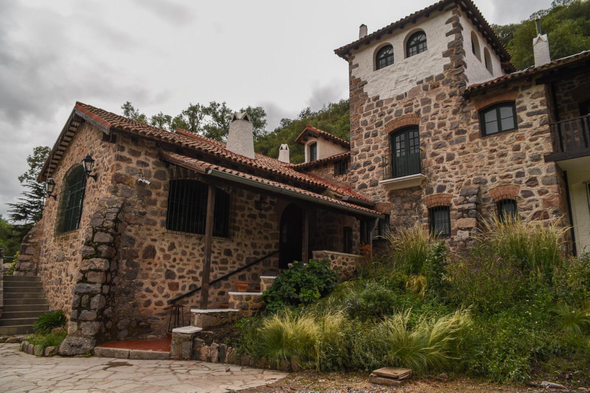 ホテル Casa Toledo ラ・クンブレ エクステリア 写真